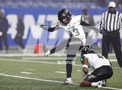Thumbnail 1 in Buford vs. Langston Hughes (GHSA 6A Championship) photogallery.