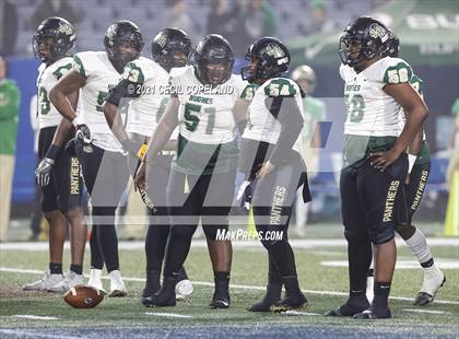 Thumbnail 3 in Buford vs. Langston Hughes (GHSA 6A Championship) photogallery.