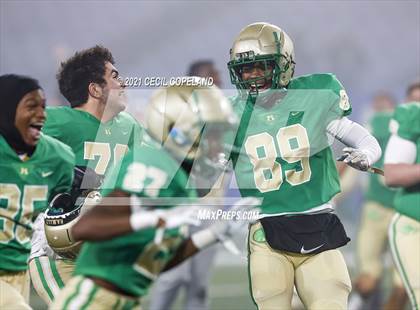 Thumbnail 2 in Buford vs. Langston Hughes (GHSA 6A Championship) photogallery.
