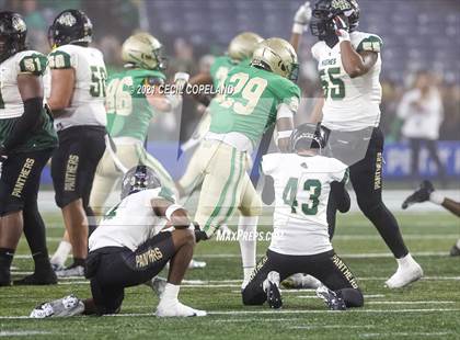 Thumbnail 3 in Buford vs. Langston Hughes (GHSA 6A Championship) photogallery.