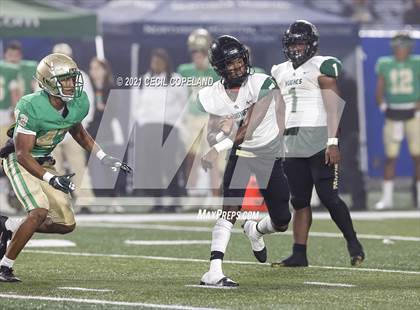Thumbnail 3 in Buford vs. Langston Hughes (GHSA 6A Championship) photogallery.
