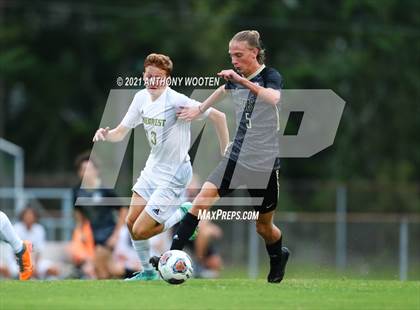 Thumbnail 2 in Gray's Creek vs Pinecrest (Miller's Crew Battle for the Bell) photogallery.