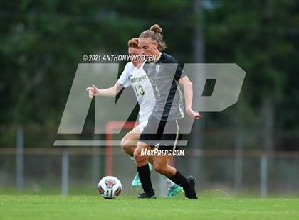 Thumbnail 2 in Gray's Creek vs Pinecrest (Miller's Crew Battle for the Bell) photogallery.