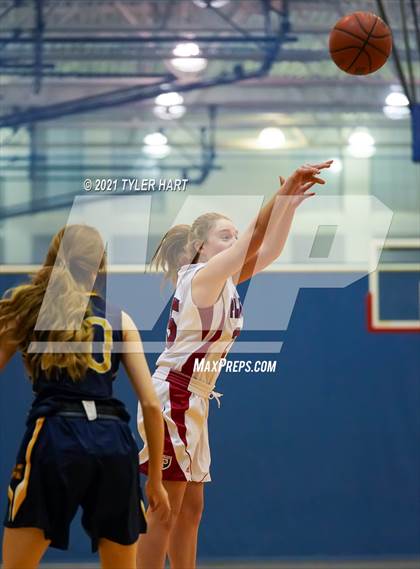 Thumbnail 1 in Mooresville @ Plainfield photogallery.