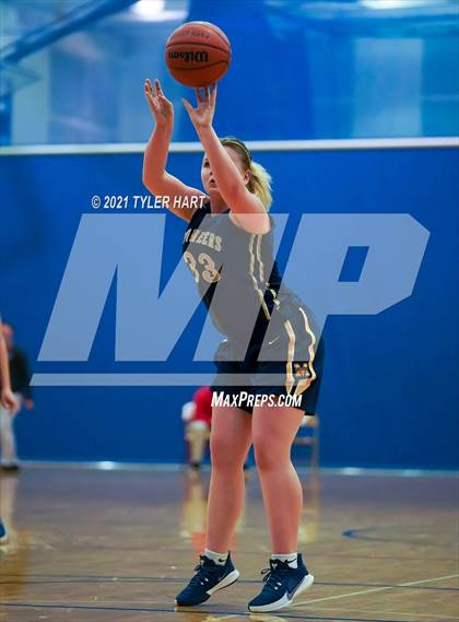 Thumbnail 1 in Mooresville @ Plainfield photogallery.