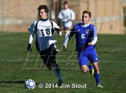 Thumbnail 3 in Skaneateles vs. Mattituck (NYSPHSAA Class B Semifinal) photogallery.