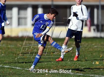 Thumbnail 1 in Skaneateles vs. Mattituck (NYSPHSAA Class B Semifinal) photogallery.