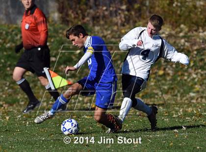 Thumbnail 3 in Skaneateles vs. Mattituck (NYSPHSAA Class B Semifinal) photogallery.