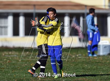 Thumbnail 1 in Skaneateles vs. Mattituck (NYSPHSAA Class B Semifinal) photogallery.