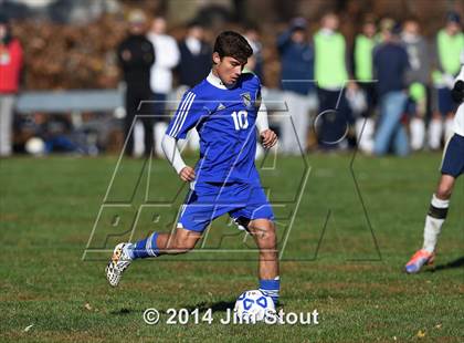 Thumbnail 2 in Skaneateles vs. Mattituck (NYSPHSAA Class B Semifinal) photogallery.