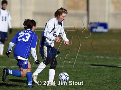 Thumbnail 1 in Skaneateles vs. Mattituck (NYSPHSAA Class B Semifinal) photogallery.