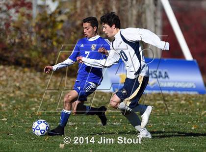Thumbnail 2 in Skaneateles vs. Mattituck (NYSPHSAA Class B Semifinal) photogallery.