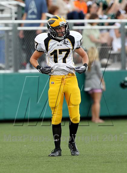 Thumbnail 2 in JV: Del Oro @ De La Salle photogallery.
