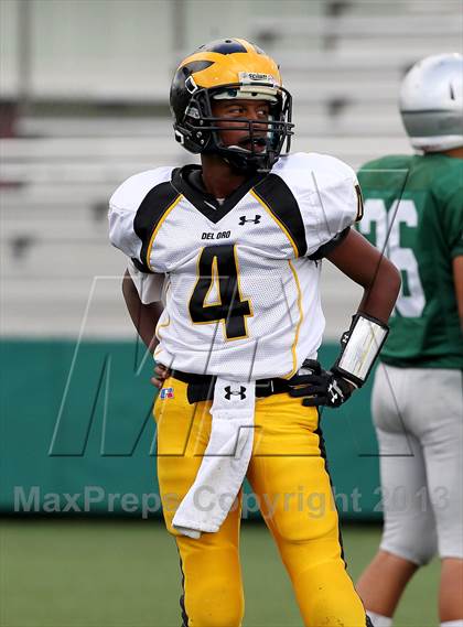 Thumbnail 3 in JV: Del Oro @ De La Salle photogallery.