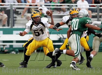 Thumbnail 2 in JV: Del Oro @ De La Salle photogallery.