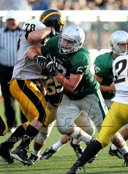 Thumbnail 3 in JV: Del Oro @ De La Salle photogallery.