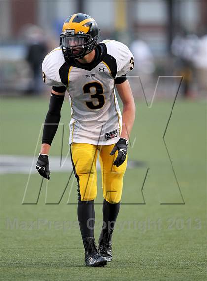 Thumbnail 2 in JV: Del Oro @ De La Salle photogallery.