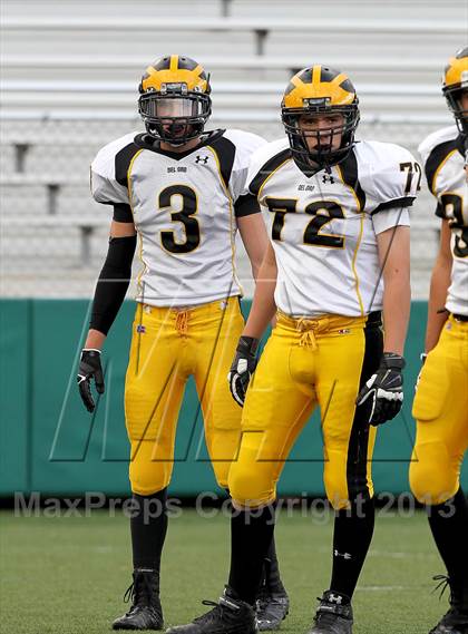 Thumbnail 3 in JV: Del Oro @ De La Salle photogallery.