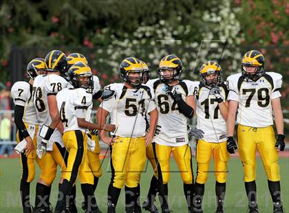 Thumbnail 3 in JV: Del Oro @ De La Salle photogallery.