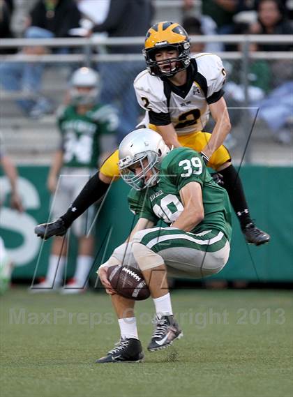 Thumbnail 1 in JV: Del Oro @ De La Salle photogallery.