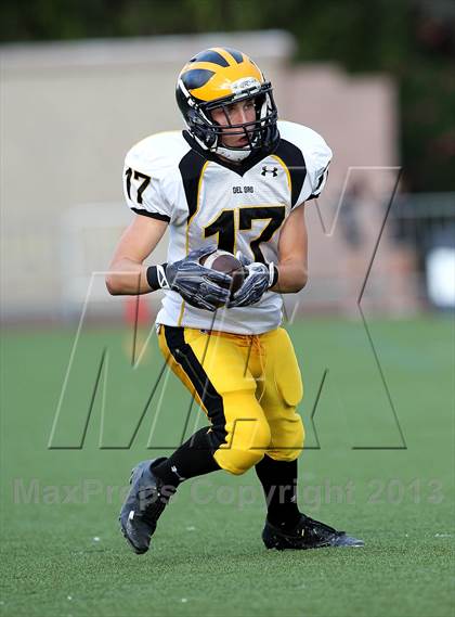 Thumbnail 1 in JV: Del Oro @ De La Salle photogallery.