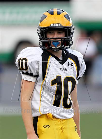 Thumbnail 2 in JV: Del Oro @ De La Salle photogallery.