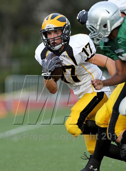 Thumbnail 3 in JV: Del Oro @ De La Salle photogallery.