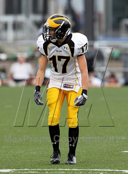 Thumbnail 2 in JV: Del Oro @ De La Salle photogallery.
