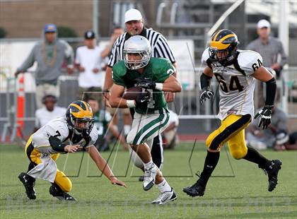 Thumbnail 3 in JV: Del Oro @ De La Salle photogallery.