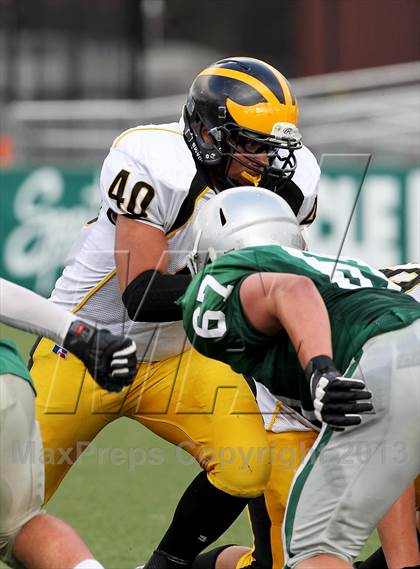 Thumbnail 2 in JV: Del Oro @ De La Salle photogallery.