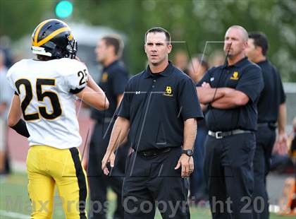 Thumbnail 2 in JV: Del Oro @ De La Salle photogallery.
