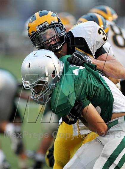 Thumbnail 2 in JV: Del Oro @ De La Salle photogallery.