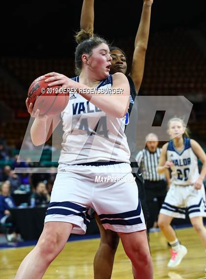 Thumbnail 1 in Grandview vs Valor Christian (CHSAA 5A Great 8) photogallery.