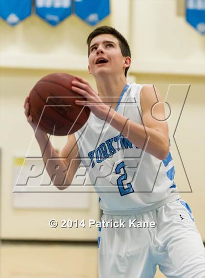 Thumbnail 3 in Wakefield @ Yorktown photogallery.