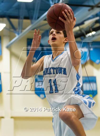 Thumbnail 1 in Wakefield @ Yorktown photogallery.