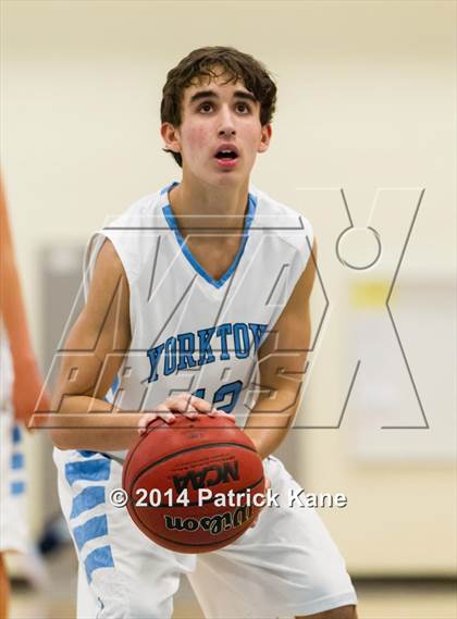 Thumbnail 1 in Wakefield @ Yorktown photogallery.
