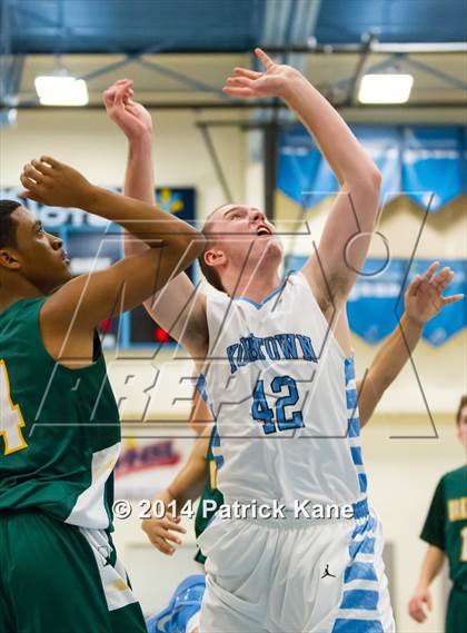 Thumbnail 1 in JV: Wakefield @ Yorktown photogallery.