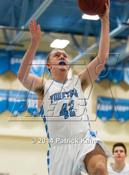 Thumbnail 3 in Wakefield @ Yorktown photogallery.
