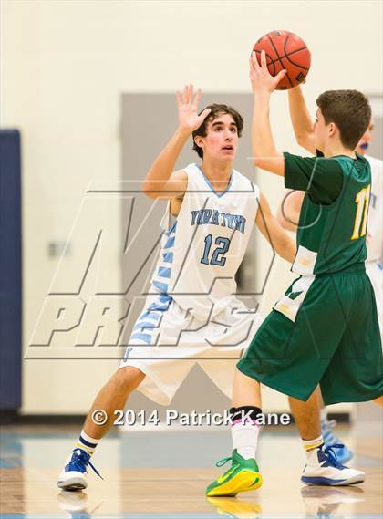 Thumbnail 3 in Wakefield @ Yorktown photogallery.