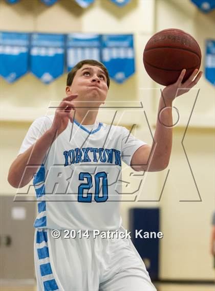 Thumbnail 2 in Wakefield @ Yorktown photogallery.