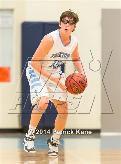 Thumbnail 3 in Wakefield @ Yorktown photogallery.