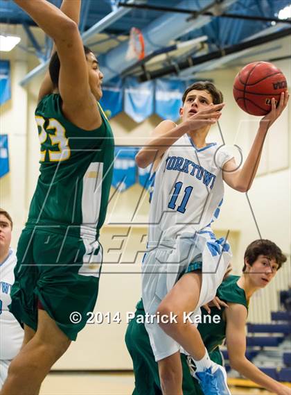 Thumbnail 3 in Wakefield @ Yorktown photogallery.