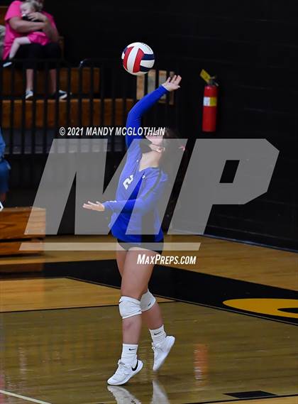 Thumbnail 3 in PORTA/Ashland-Chandlerville Central @ Illini Central photogallery.