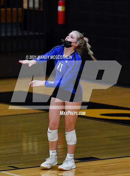 Thumbnail 3 in PORTA/Ashland-Chandlerville Central @ Illini Central photogallery.