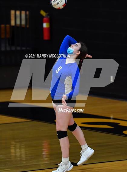 Thumbnail 2 in PORTA/Ashland-Chandlerville Central @ Illini Central photogallery.