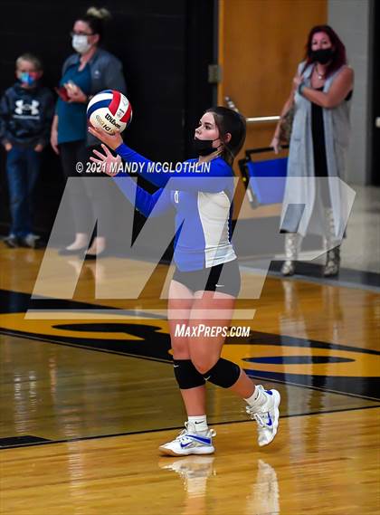 Thumbnail 3 in PORTA/Ashland-Chandlerville Central @ Illini Central photogallery.