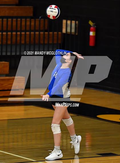 Thumbnail 3 in PORTA/Ashland-Chandlerville Central @ Illini Central photogallery.