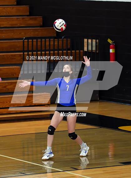 Thumbnail 2 in PORTA/Ashland-Chandlerville Central @ Illini Central photogallery.