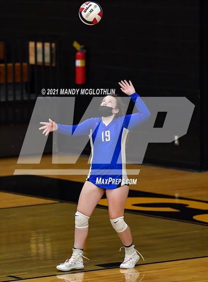 Thumbnail 3 in PORTA/Ashland-Chandlerville Central @ Illini Central photogallery.