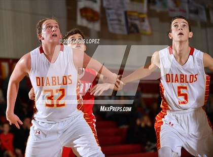 Thumbnail 3 in Mission Viejo vs. Mater Dei (Diablo Inferno Tourney) photogallery.